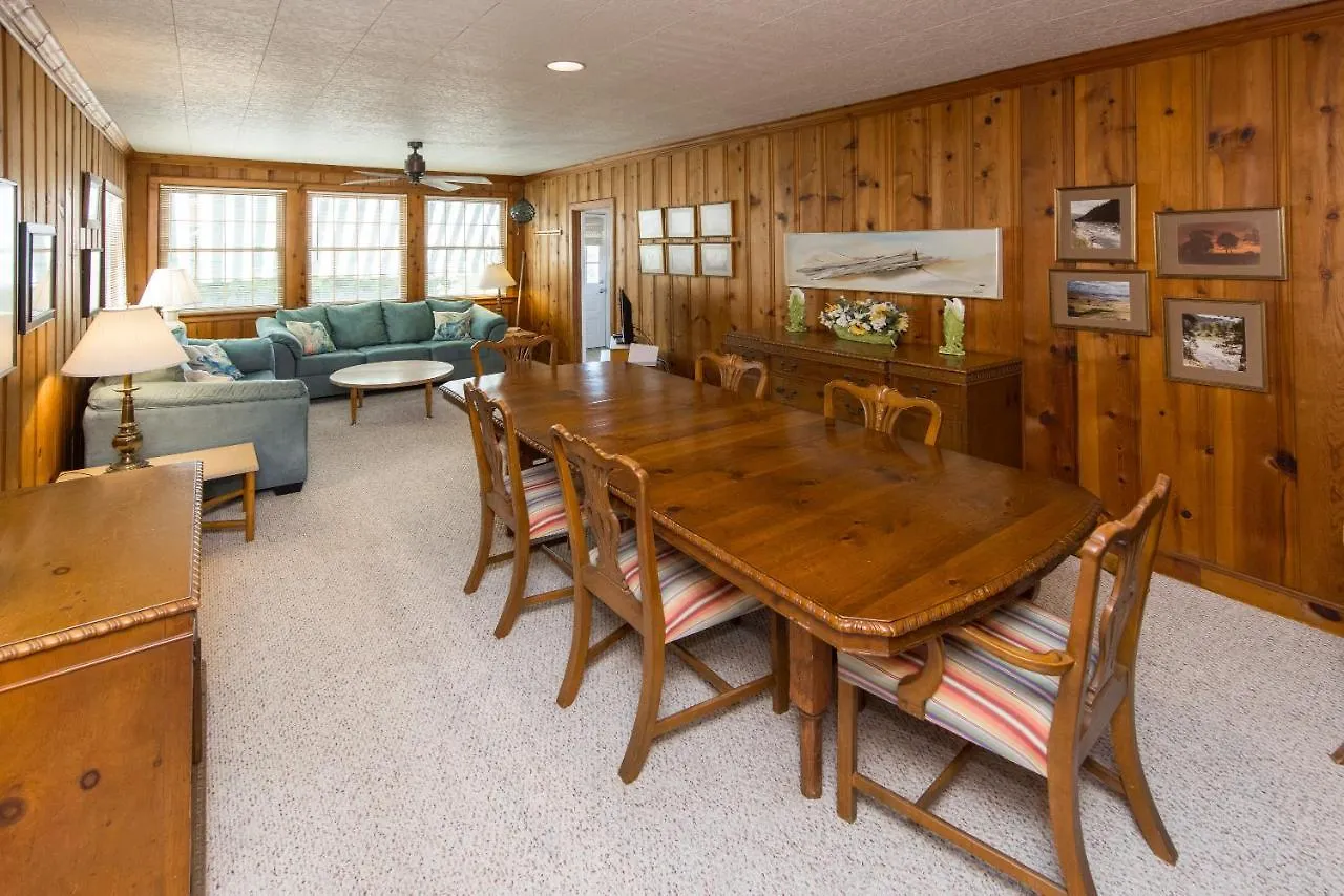 Holiday home Harshaw Beach House - North End Oceanfront Virginia Beach United States